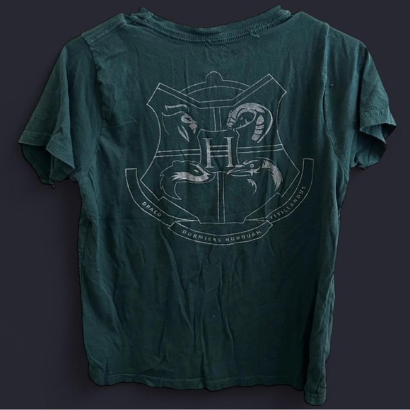 Harry Potter Slytherin T-shirt - Picture 2 of 3